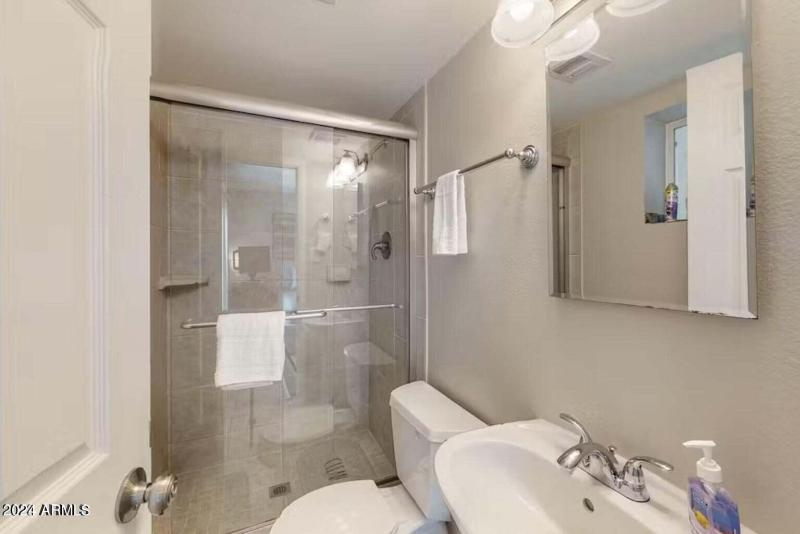 20240801194914531716000000-o