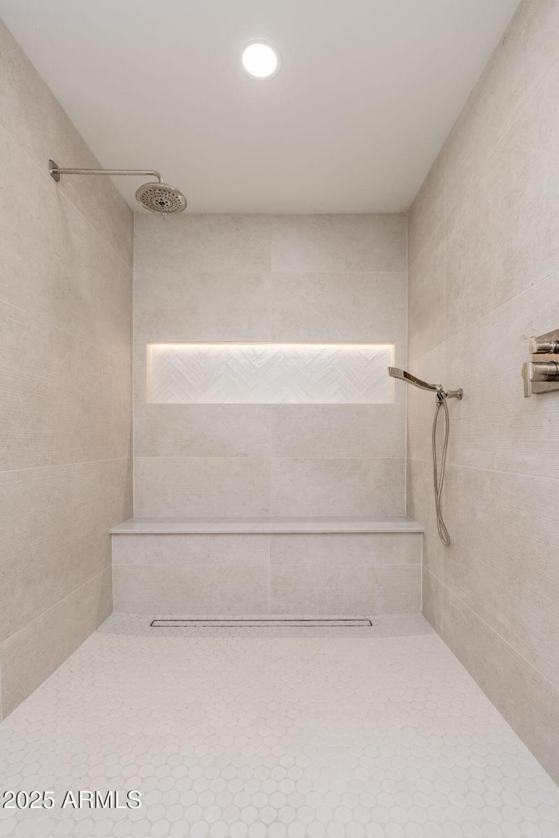 4333 E Fairmount Ave - 26