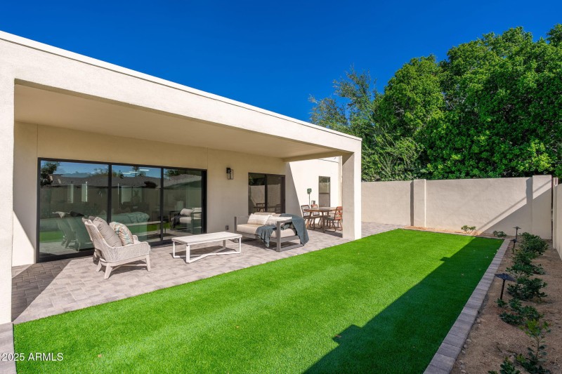 4333 E Fairmount Ave - 35 - Copy