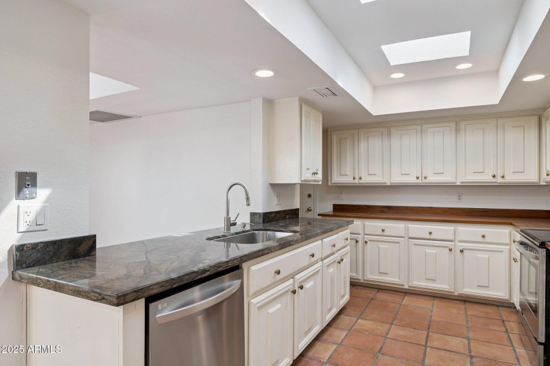 16-web-or-mls-7702-n-via-camello-del-nor