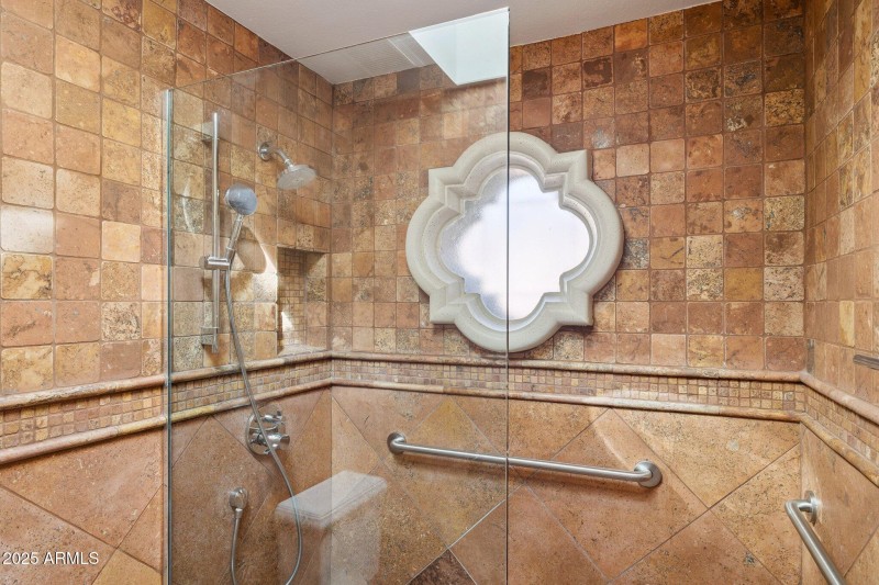 24-web-or-mls-7702-n-via-camello-del-nor