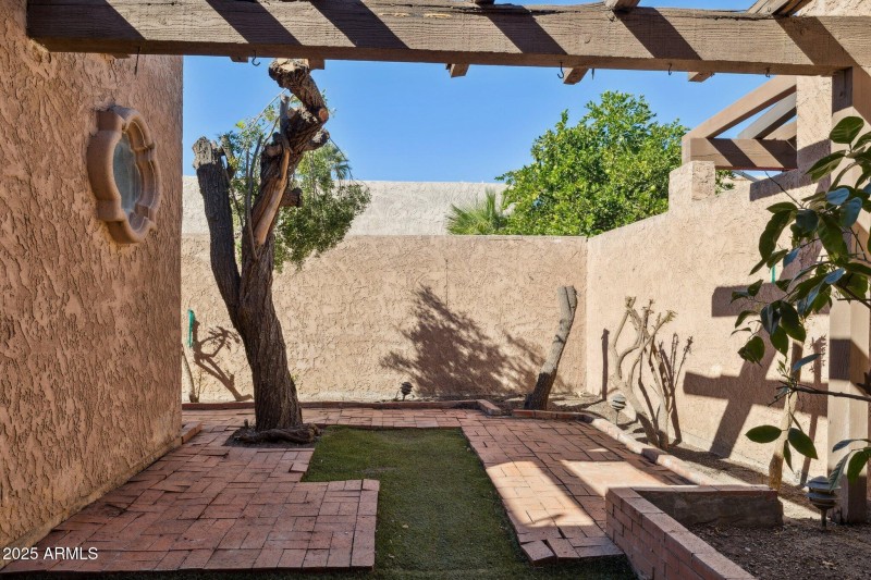 32-web-or-mls-7702-n-via-camello-del-nor