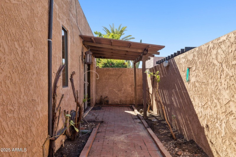 34-web-or-mls-7702-n-via-camello-del-nor