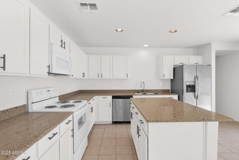 14-web-or-mls-P1349655