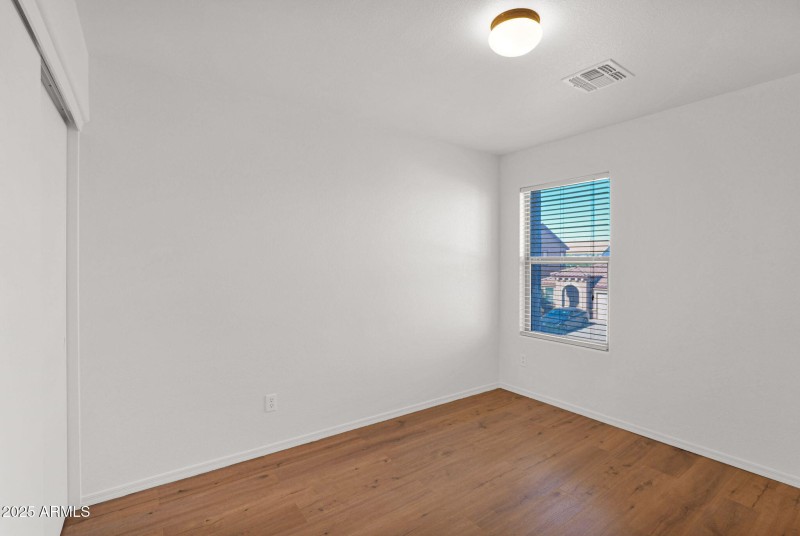 27-web-or-mls-P1349675