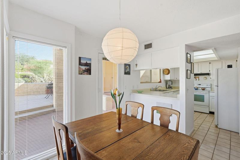 Dining off the kitchen