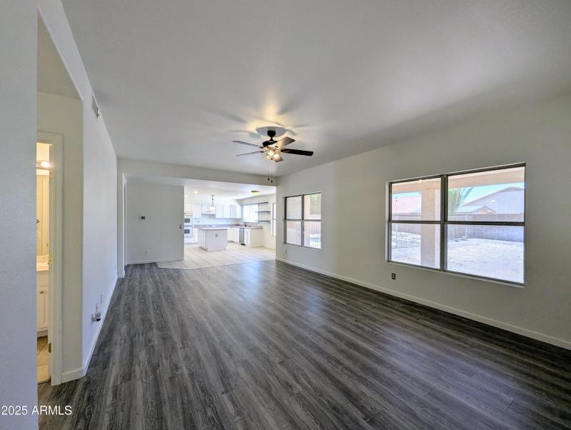 12425 W ENCANTO BLVD