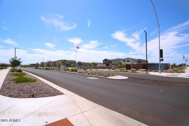 20250904041822785549000000-o