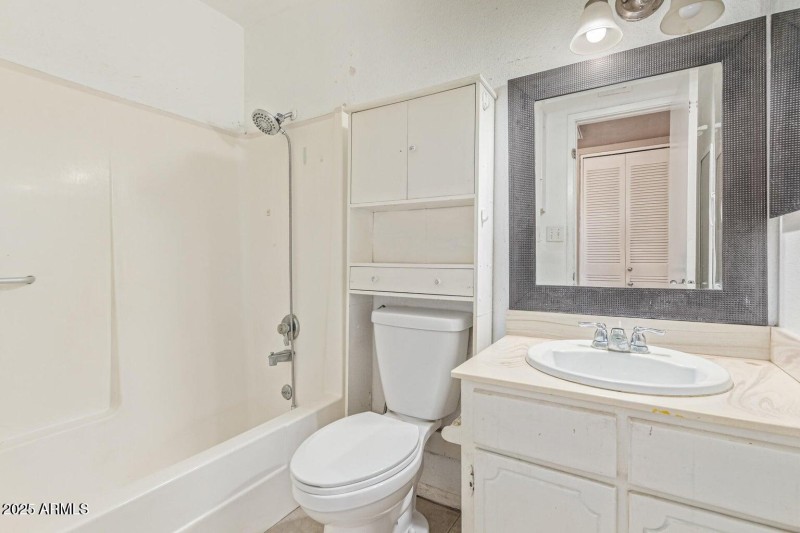 20250912082301698945000000-o