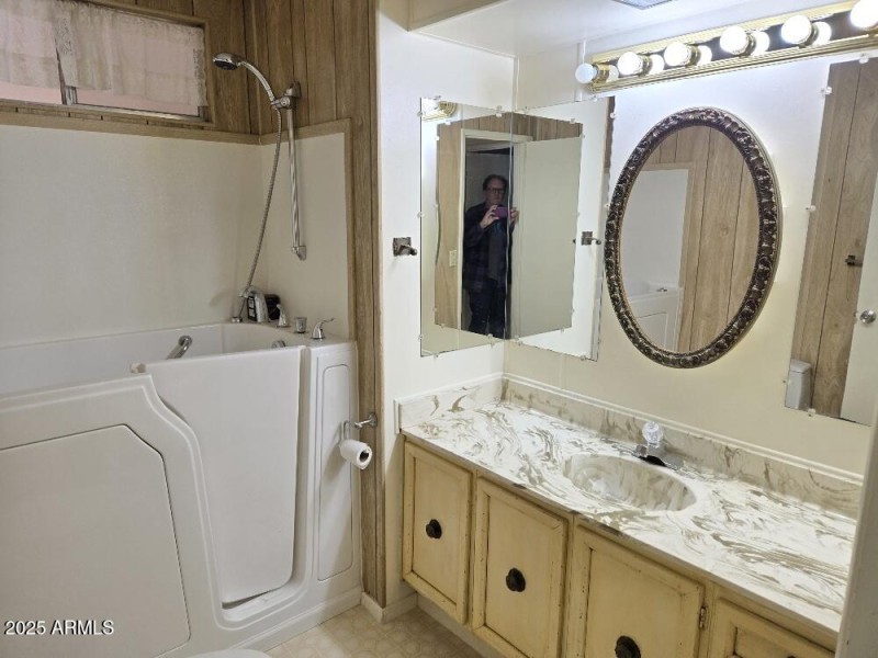 20251031_141501_resized