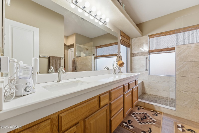 027-primary-bathroom