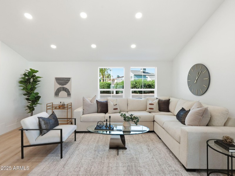 12-web-or-mls-013_ListerPros