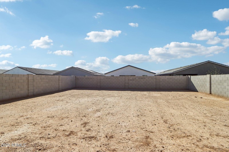 31-web-or-mls-W Camden Ave-S0711-031