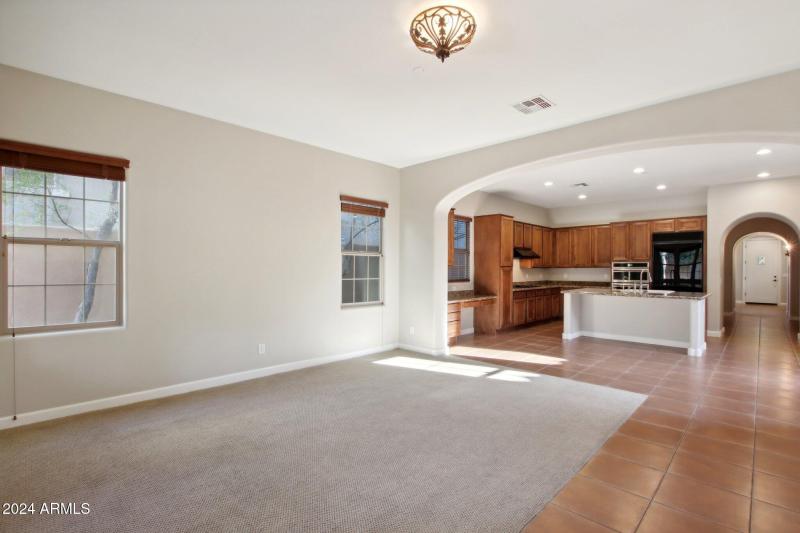 7-web-or-mls-E Via De Vaquero Dr-007