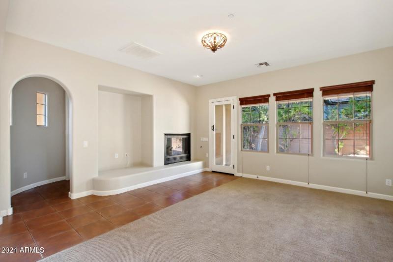 5-web-or-mls-E Via De Vaquero Dr-005