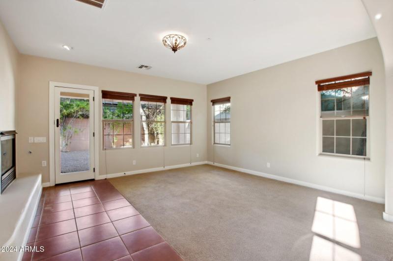 4-web-or-mls-E Via De Vaquero Dr-004