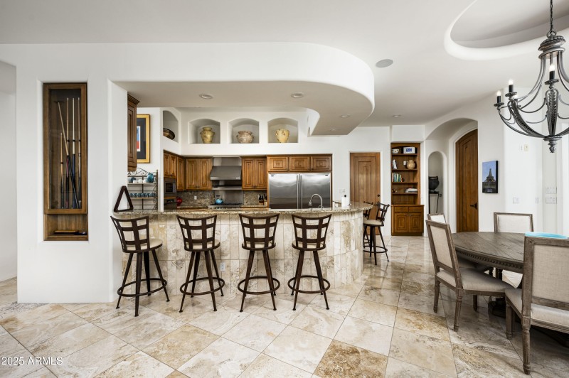 6649 E Berneil Dr-12