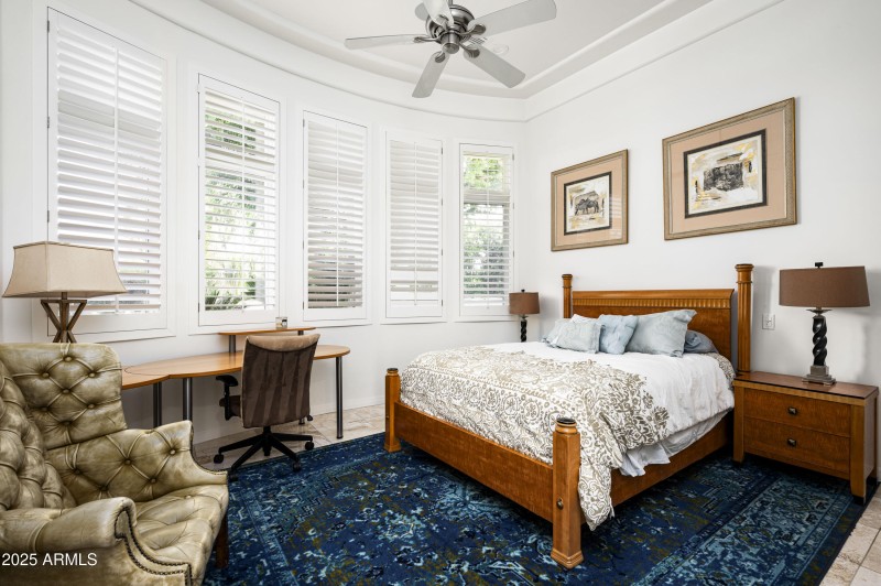 6649 E Berneil Dr-37