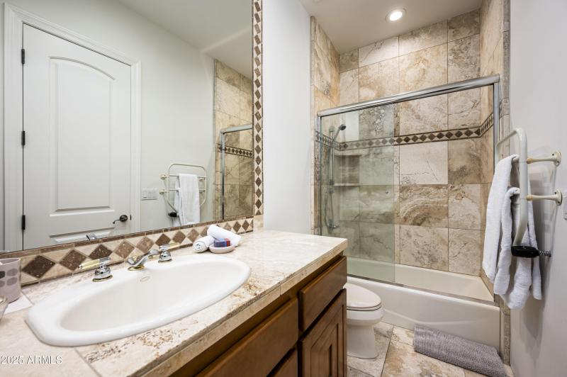 6649 E Berneil Dr-40