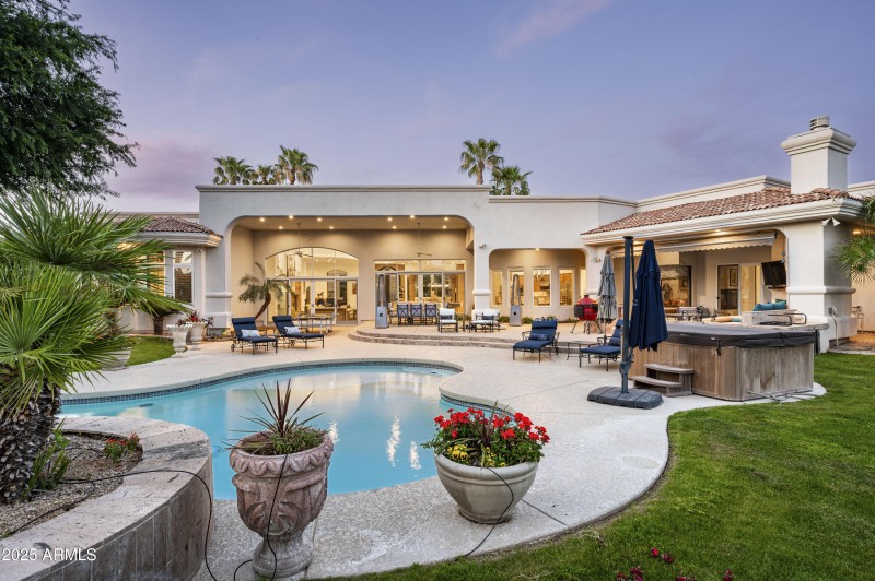 6649 E Berneil Dr-44