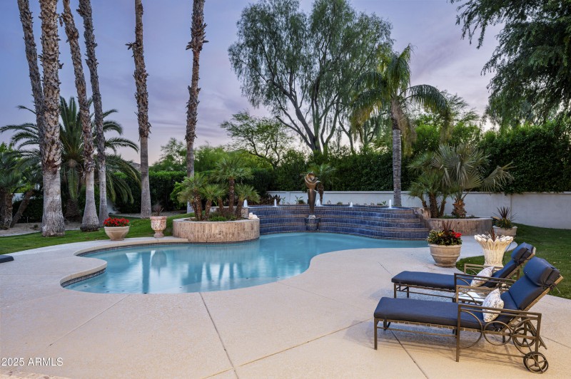 6649 E Berneil Dr-47