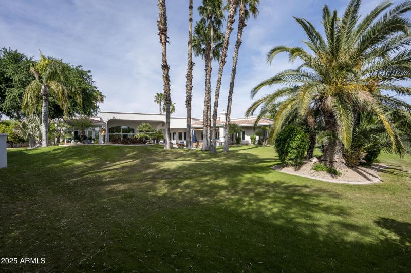 6649 E Berneil Dr-56