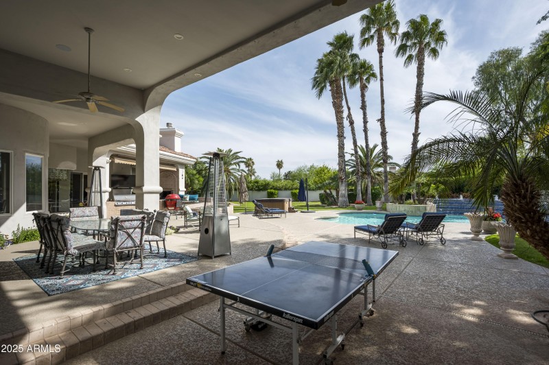 6649 E Berneil Dr-63