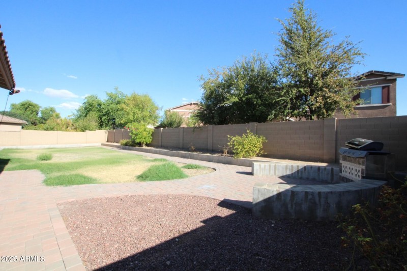 4f63b820-2bf0-4923-96e7-2bd7f6da884a