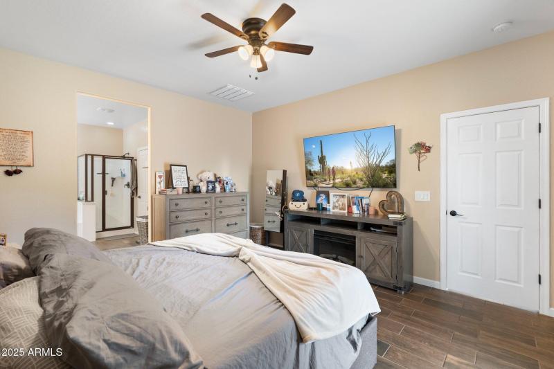 8-web-or-mls-DSC00363