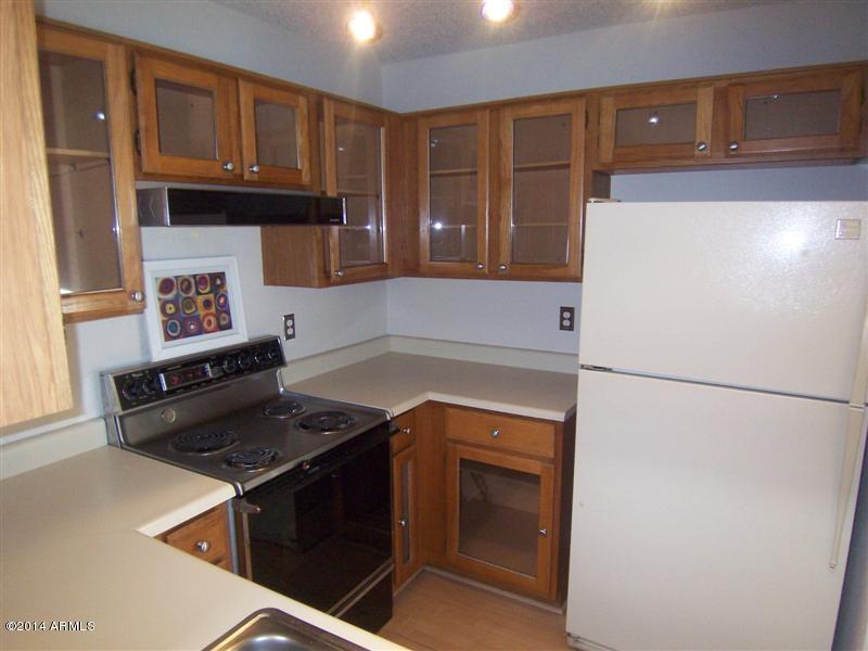 Belleview - kitchen (Medium)