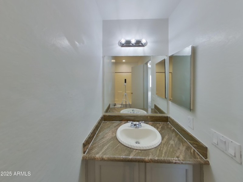 14_pc_MtYrXu4pCm_kB3TFF3D9K_layout_0