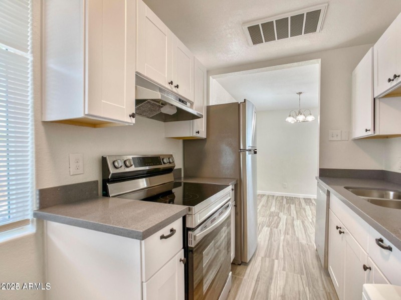 20220628232838194053000000-o