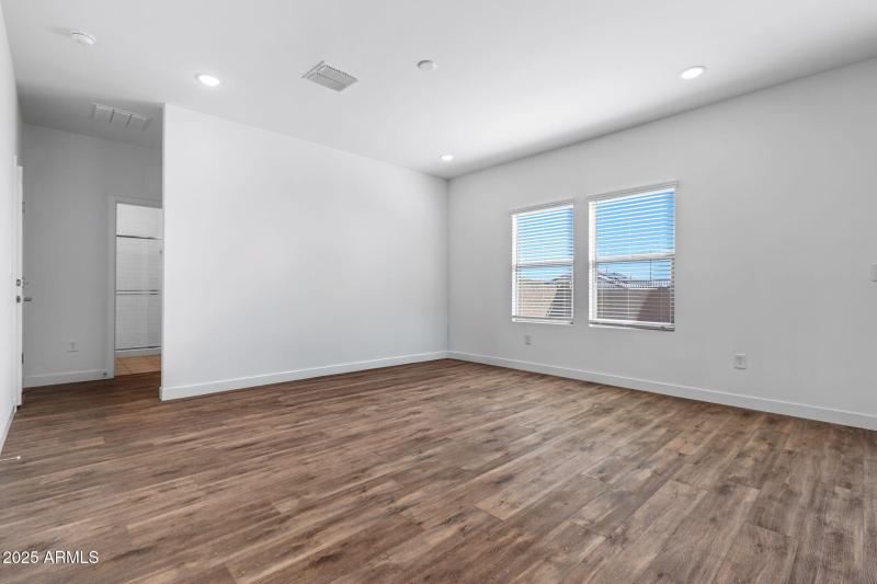 12-web-or-mls-Done-53