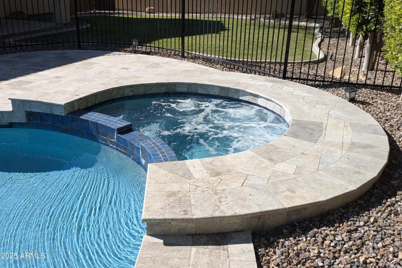 PXL_20251107_191320342~2