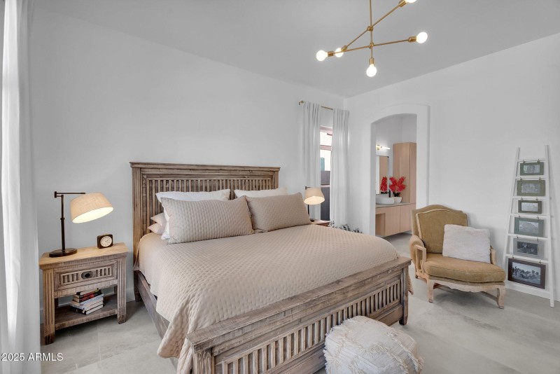 28-web-or-mls-Bent Tree-34