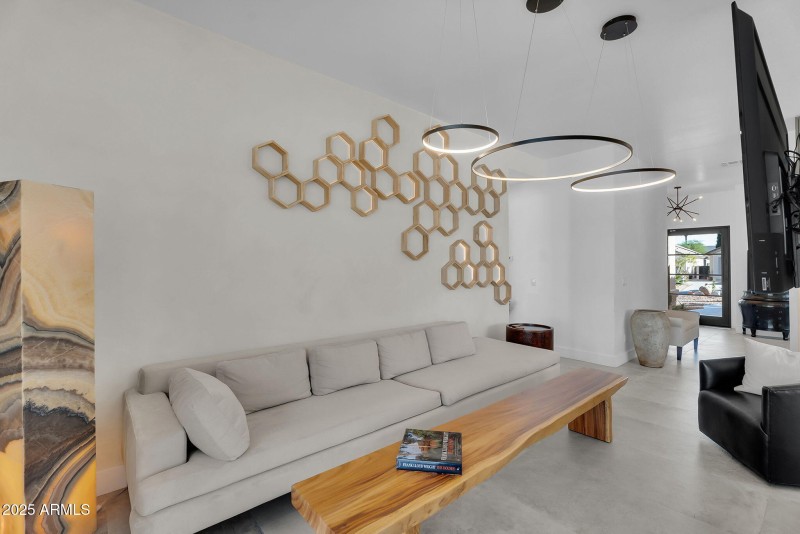 9-web-or-mls-Bent Tree-8