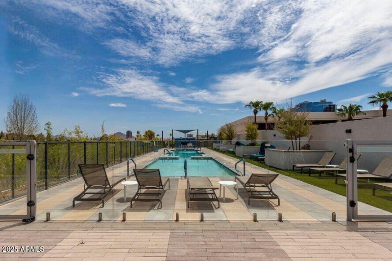 20251018010301227517_genErase