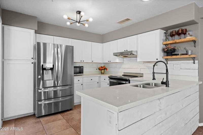 13-20251106-DSC09069