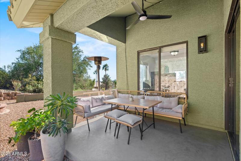 23-20251106-DSC09099