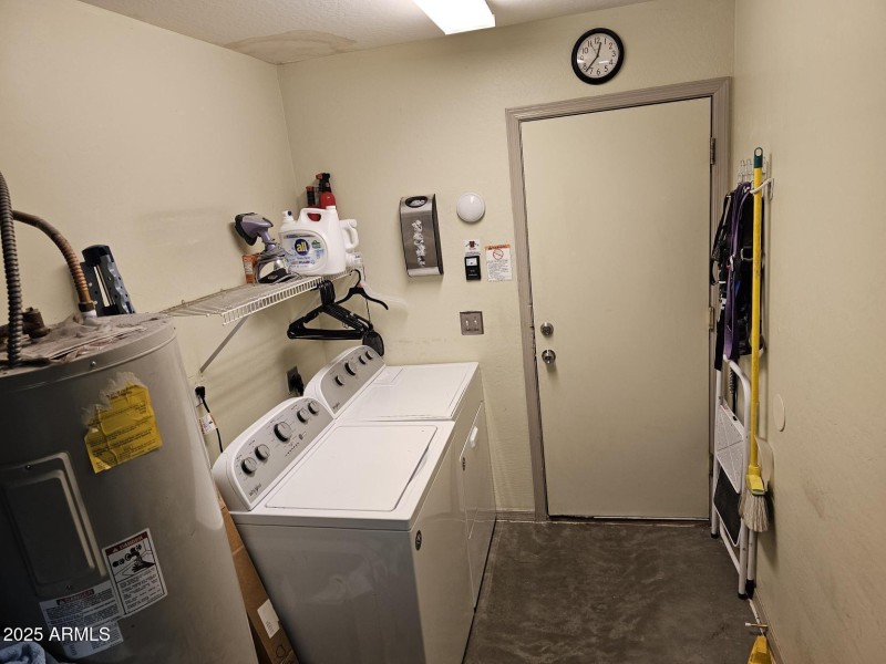 LAUNDRY IN THE GARAGE