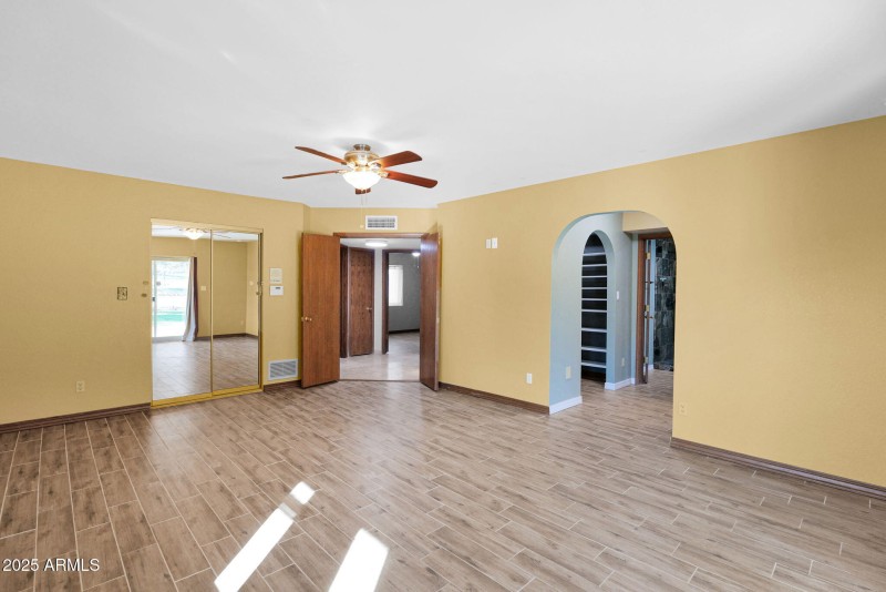 Primary Bedroom w 2 Closets