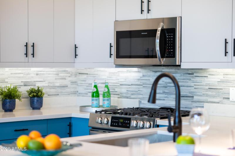 914 Osborn #208---12