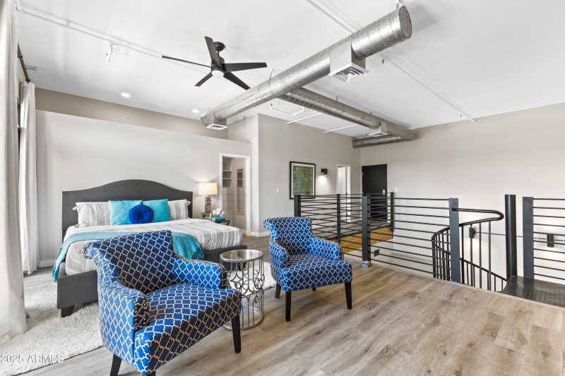 914 Osborn #208---27