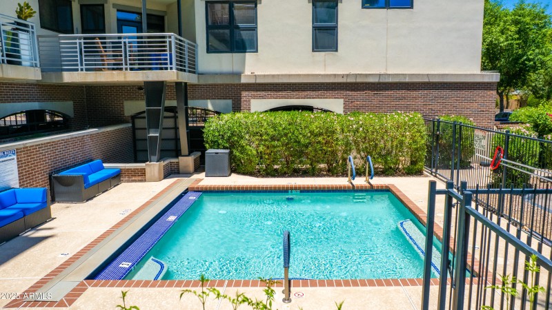 914 E Osborn #208-41