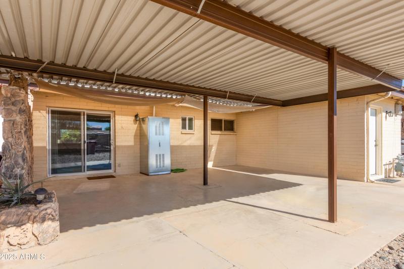 Double parking in back of unit