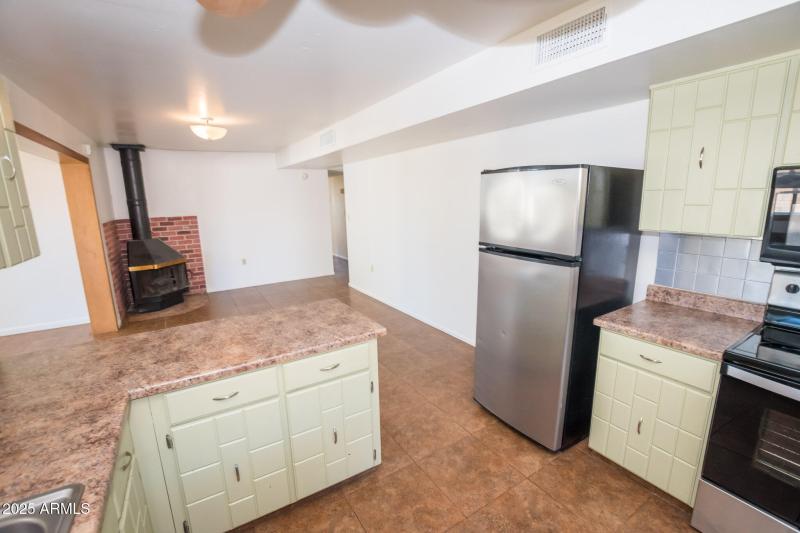 597 Hegge Dr 11-08-2025 (19)