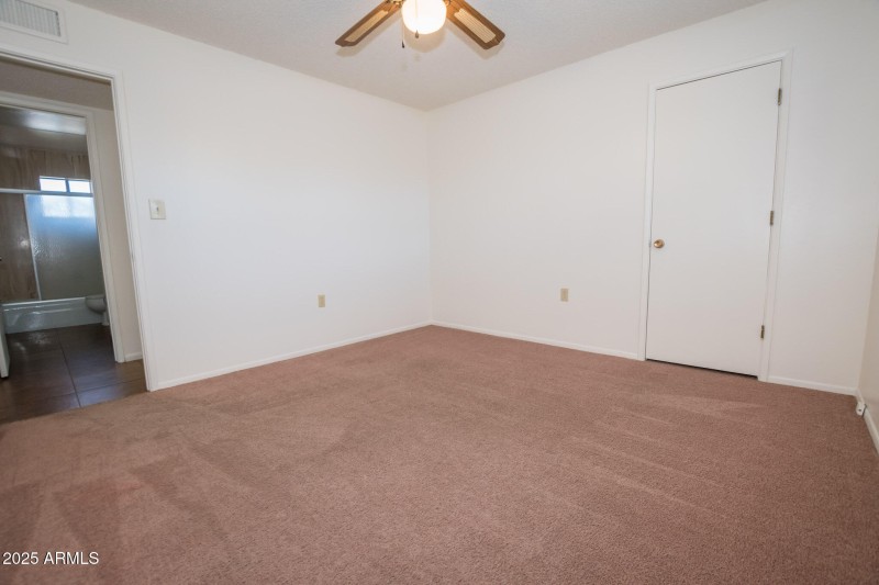 597 Hegge Dr 11-08-2025 (43)