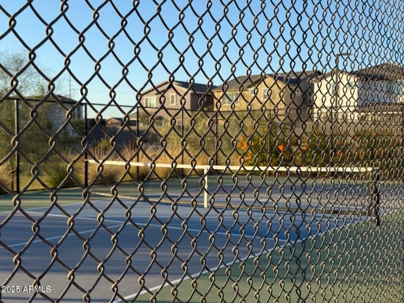 20251108010701543795000000-o