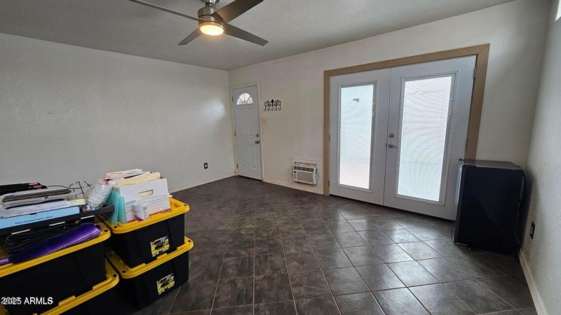 20251010213230337957000000-o