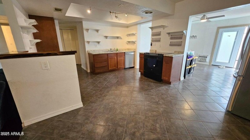 20251010213256755222000000-o